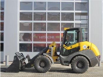 Kolesni nakladalec Ahlmann AX85: slika 1