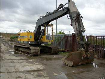 Bager goseničar VOLVO EC200