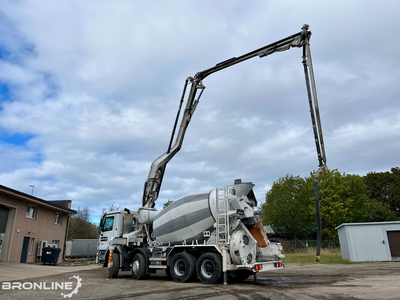 2004 MERCEDES-BENZ ACTROS 3241K 8X4/4 PUMI - Avtomešalec: slika 5 2004 MERCEDES-BENZ ACTROS 3241K 8X4/4 PUMI - Avtomešalec: slika 5
