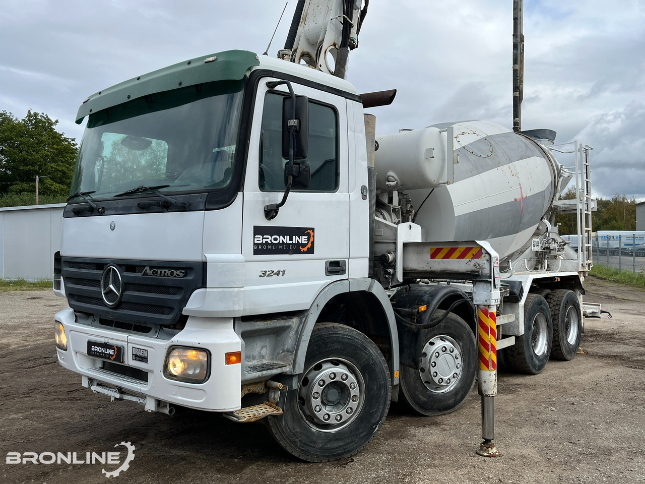 2004 MERCEDES-BENZ ACTROS 3241K 8X4/4 PUMI - Avtomešalec: slika 1 2004 MERCEDES-BENZ ACTROS 3241K 8X4/4 PUMI - Avtomešalec: slika 1