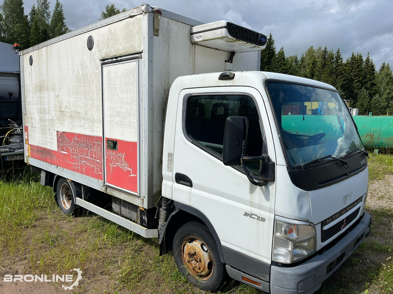 2007 Mitsubishi Fuso Canter 3c13 BOX - Tovornjak hladilnik: slika 2 2007 Mitsubishi Fuso Canter 3c13 BOX - Tovornjak hladilnik: slika 2