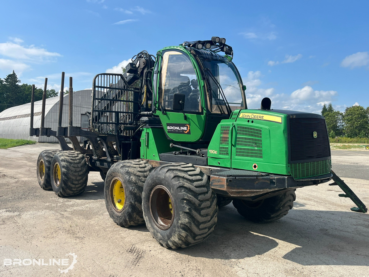2010 John Deere 1110E Forwarder 8x8 - Forvarder: slika 1 2010 John Deere 1110E Forwarder 8x8 - Forvarder: slika 1