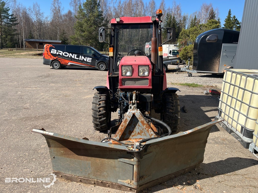 2016 Belarus 320.4 Tractor + Snow plow - Traktor, Snežni plug: slika 1 2016 Belarus 320.4 Tractor + Snow plow - Traktor, Snežni plug: slika 1