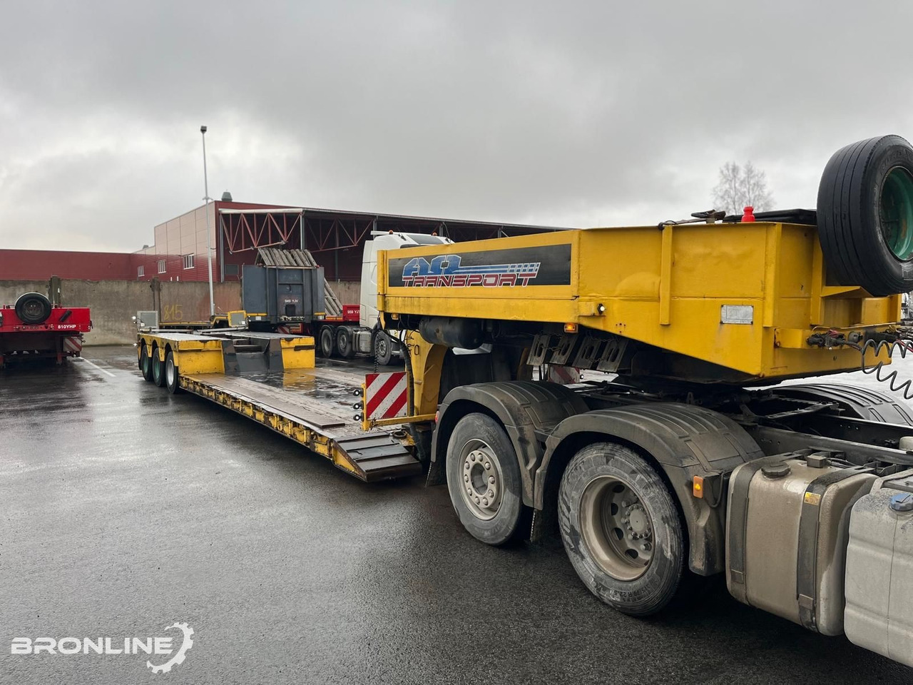 Faymonville STBZ-3VA Low-Bed 3-axle Trailer - Polprikolica avtotransporter: slika 3 Faymonville STBZ-3VA Low-Bed 3-axle Trailer - Polprikolica avtotransporter: slika 3