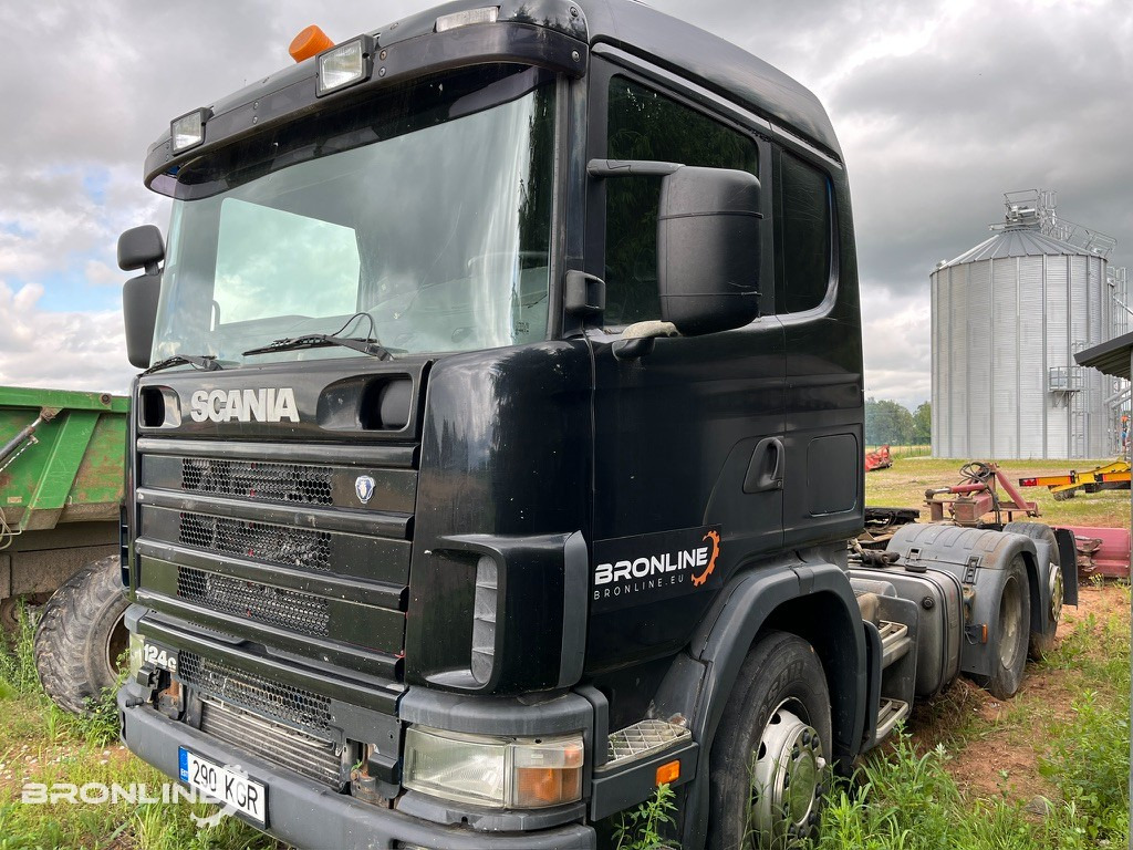 2001 SCANIA R124 6x2 Mootoririkkega/Faulty engine - Vlačilec: slika 2 2001 SCANIA R124 6x2 Mootoririkkega/Faulty engine - Vlačilec: slika 2