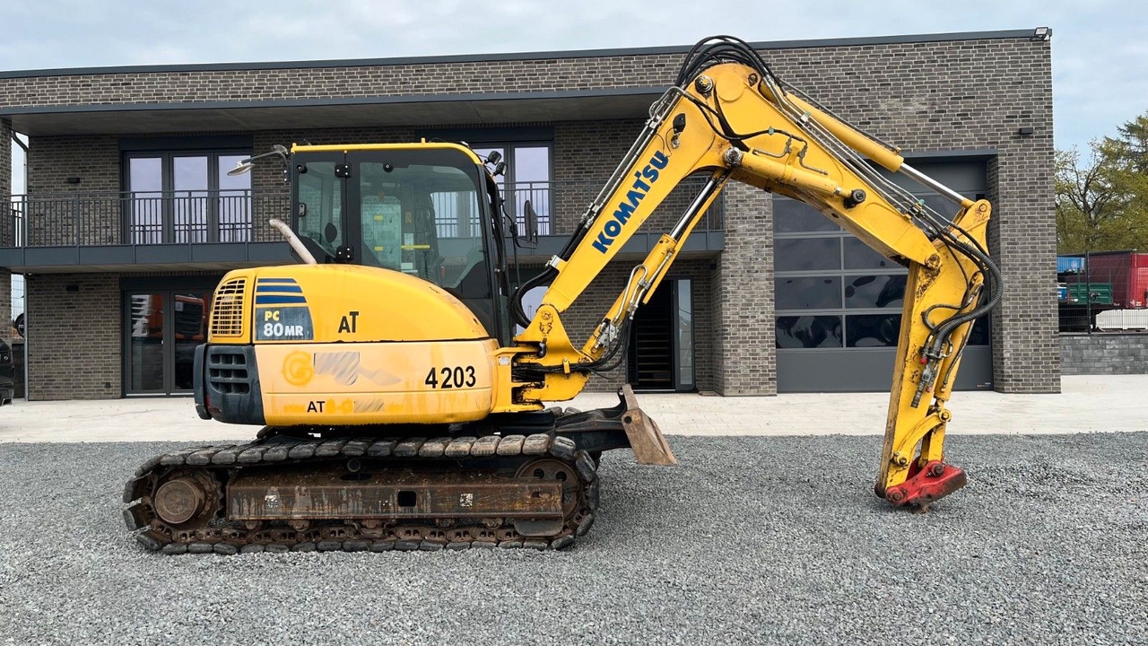 Komatsu PC80MR-3 PC80 Minibagger Verstellausleger - Mini bager: slika 1 Komatsu PC80MR-3 PC80 Minibagger Verstellausleger - Mini bager: slika 1
