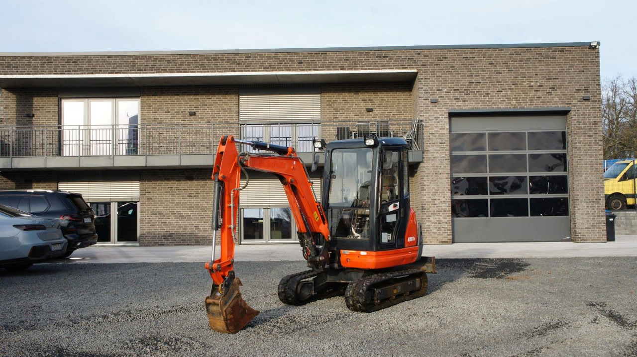 Kubota KX61-3 KX 61 2600 Kg Minibagger - Mini bager: slika 1 Kubota KX61-3 KX 61 2600 Kg Minibagger - Mini bager: slika 1