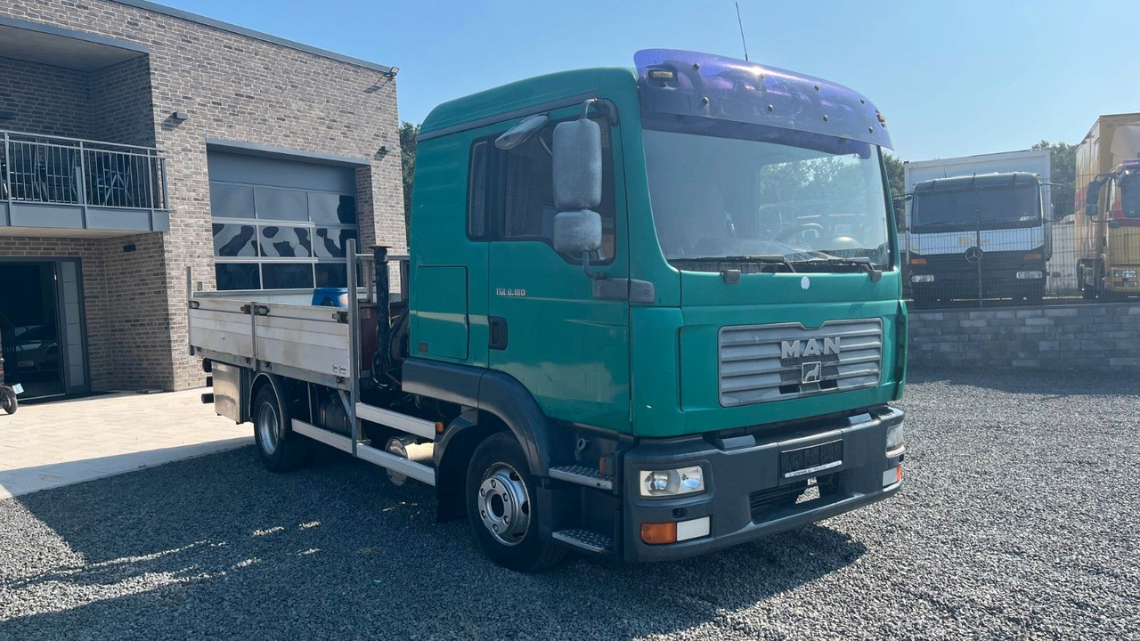 MAN TGL 8.180 4x2 Kran Hiab Tempomat MAN TGL 8.180 4x2 Kran Hiab Tempomat - Dostavno vozilo s kesonom: slika 3 MAN TGL 8.180 4x2 Kran Hiab Tempomat MAN TGL 8.180 4x2 Kran Hiab Tempomat - Dostavno vozilo s kesonom: slika 3