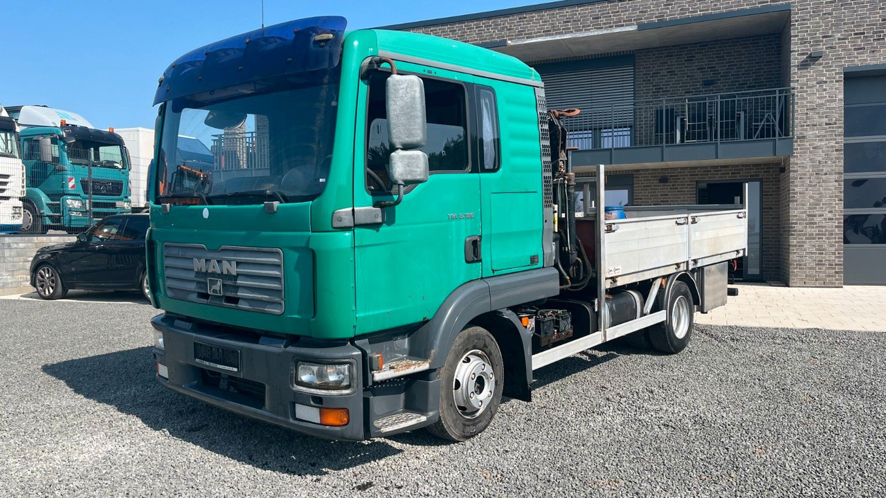 MAN TGL 8.180 4x2 Kran Hiab Tempomat MAN TGL 8.180 4x2 Kran Hiab Tempomat - Dostavno vozilo s kesonom: slika 2 MAN TGL 8.180 4x2 Kran Hiab Tempomat MAN TGL 8.180 4x2 Kran Hiab Tempomat - Dostavno vozilo s kesonom: slika 2