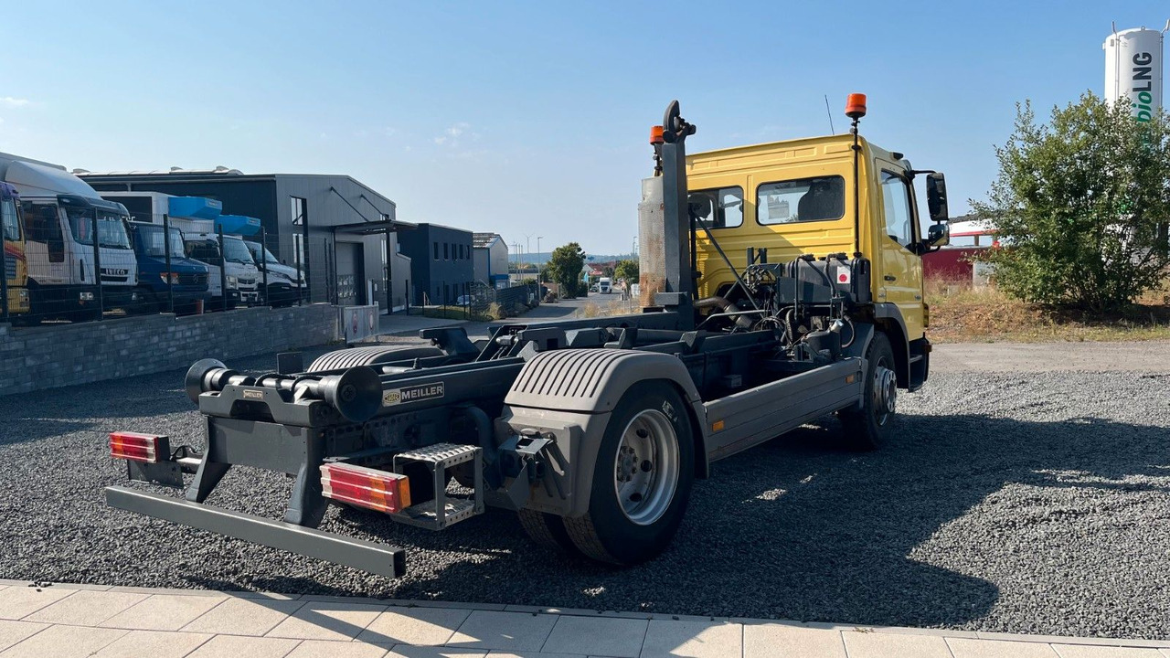 Mercedes-Benz 1318 1218 Abrollkipper Mercedes-Benz 1318 1218 Abrollkipper - Kotalni prekucni tovornjak: slika 4 Mercedes-Benz 1318 1218 Abrollkipper Mercedes-Benz 1318 1218 Abrollkipper - Kotalni prekucni tovornjak: slika 4