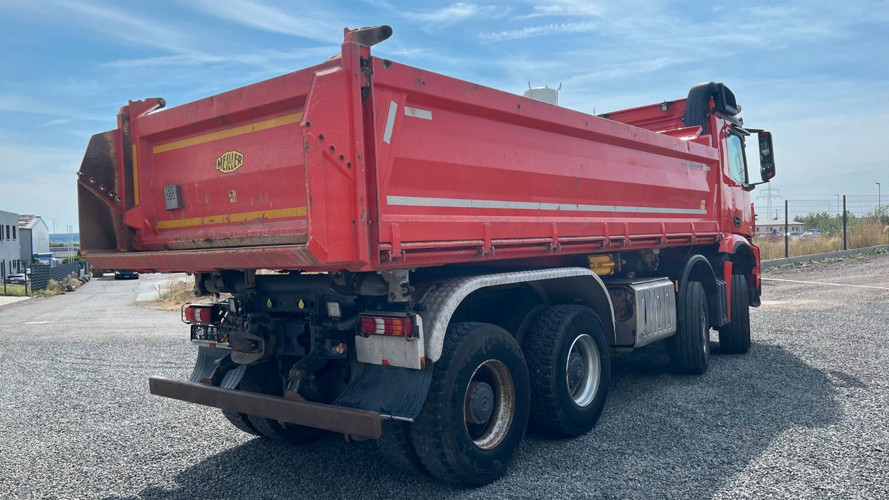 Mercedes-Benz Arocs 3245 Bordmatik Meiller Retarder - Tovornjak prekucnik: slika 4 Mercedes-Benz Arocs 3245 Bordmatik Meiller Retarder - Tovornjak prekucnik: slika 4