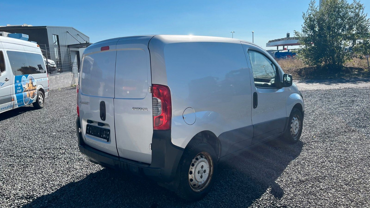 Peugeot Bipper Basis Kopfdichtungsschaden - Avtomobil: slika 4 Peugeot Bipper Basis Kopfdichtungsschaden - Avtomobil: slika 4