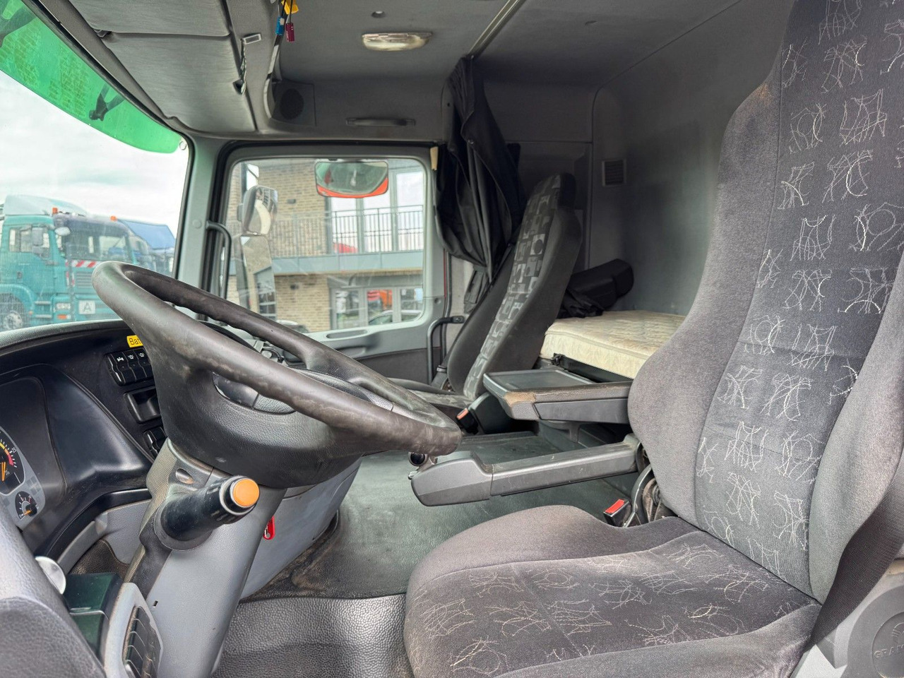 Tovornjak Mercedes-Benz Actros 2641 LS 6x4 Asphaltkocher 6x4: slika 12