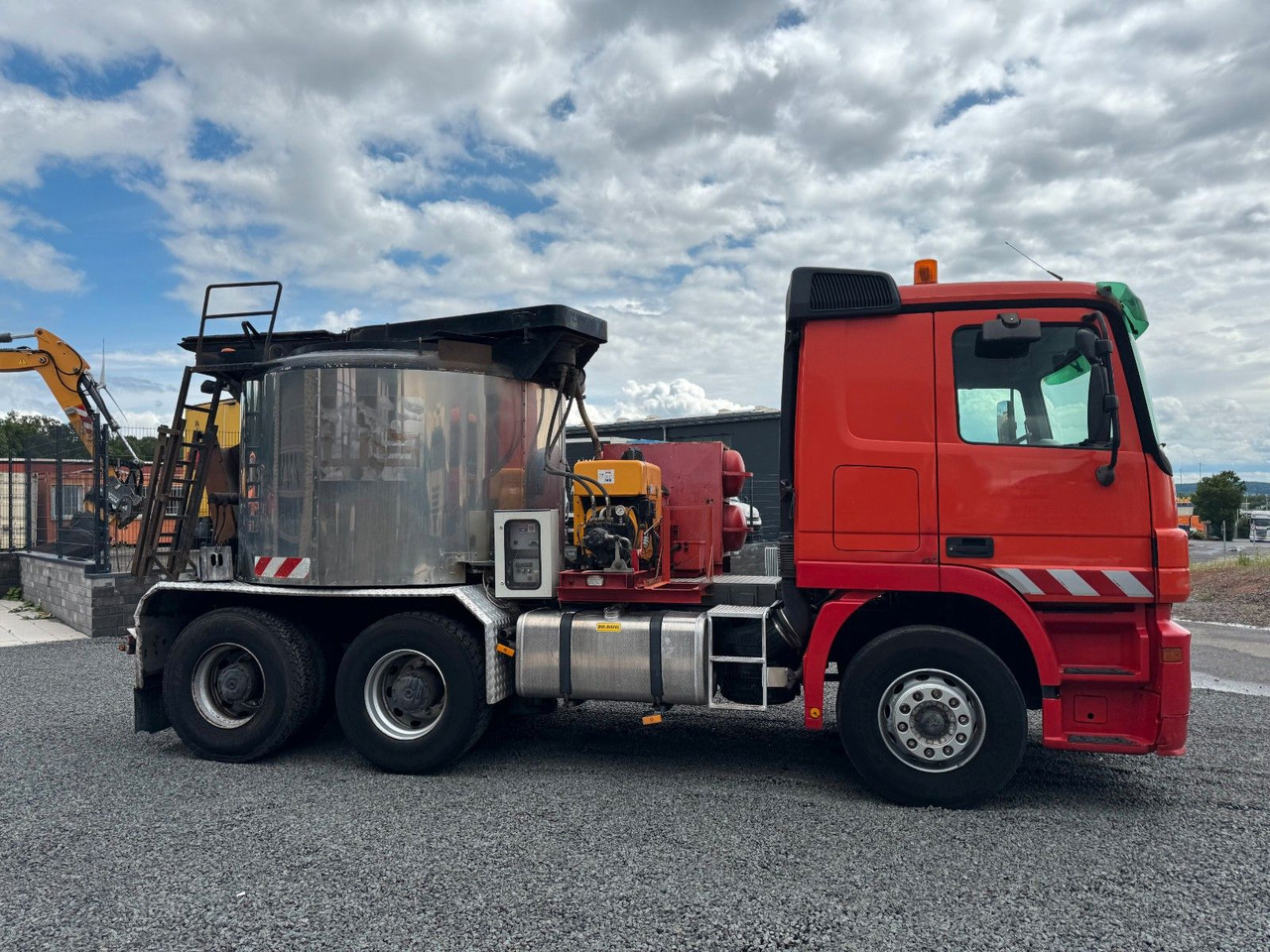 Tovornjak Mercedes-Benz Actros 2641 LS 6x4 Asphaltkocher 6x4: slika 6