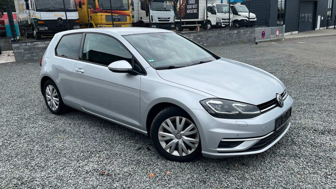 Volkswagen Golf VII Lim. Sound Start-Stopp - Avtomobil: slika 3 Volkswagen Golf VII Lim. Sound Start-Stopp - Avtomobil: slika 3
