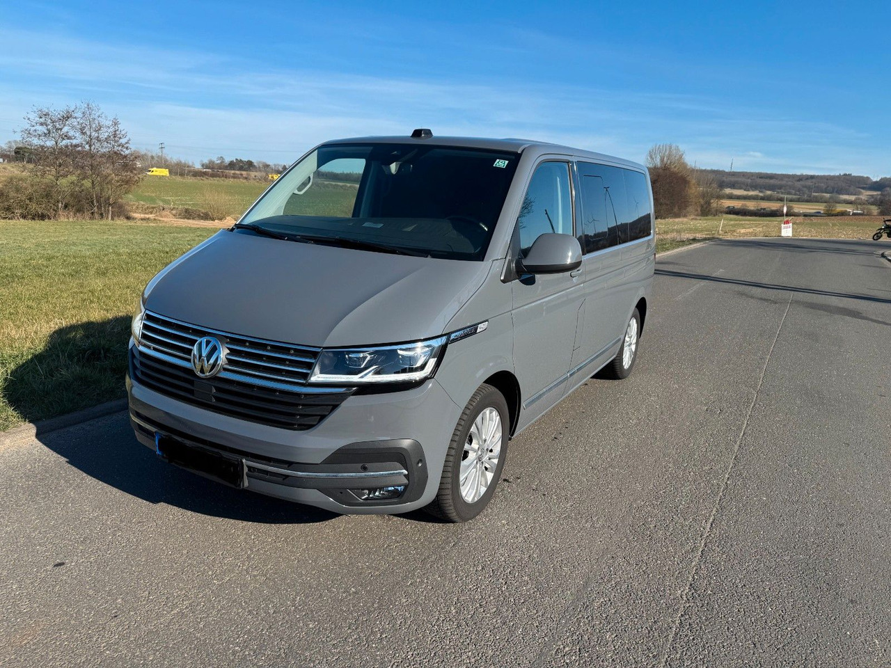 Volkswagen T6.1 Transporter Multivan Generation Six 4x4 - Potniški kombi: slika 2 Volkswagen T6.1 Transporter Multivan Generation Six 4x4 - Potniški kombi: slika 2