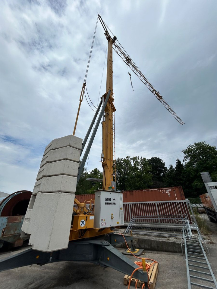 Liebherr Schnellbaukran 26 H Bj.: 2015 - Stolpni žerjav: slika 1 Liebherr Schnellbaukran 26 H Bj.: 2015 - Stolpni žerjav: slika 1