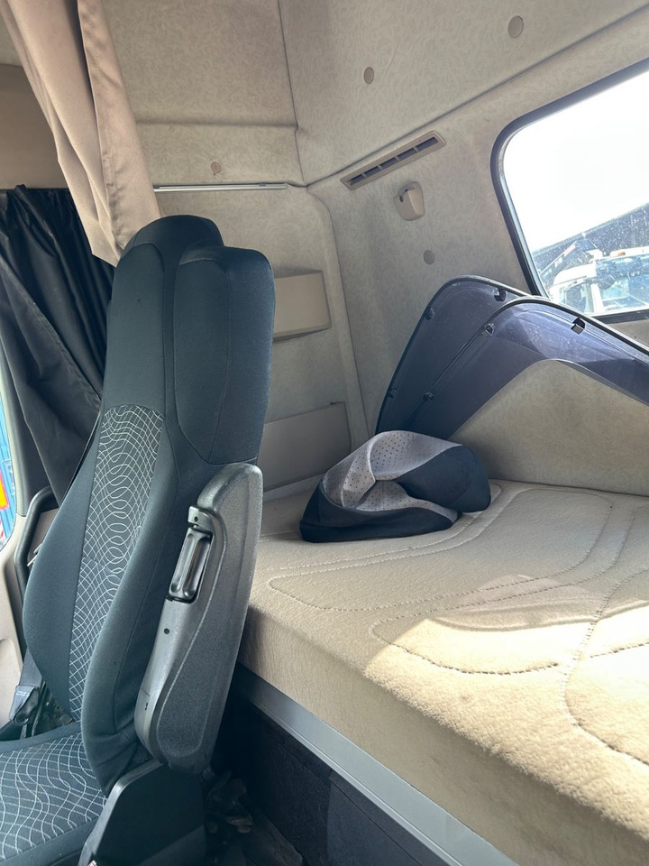 Mercedes-Benz Actros 2646 6x2 BL - Kotalni prekucni tovornjak: slika 4 Mercedes-Benz Actros 2646 6x2 BL - Kotalni prekucni tovornjak: slika 4