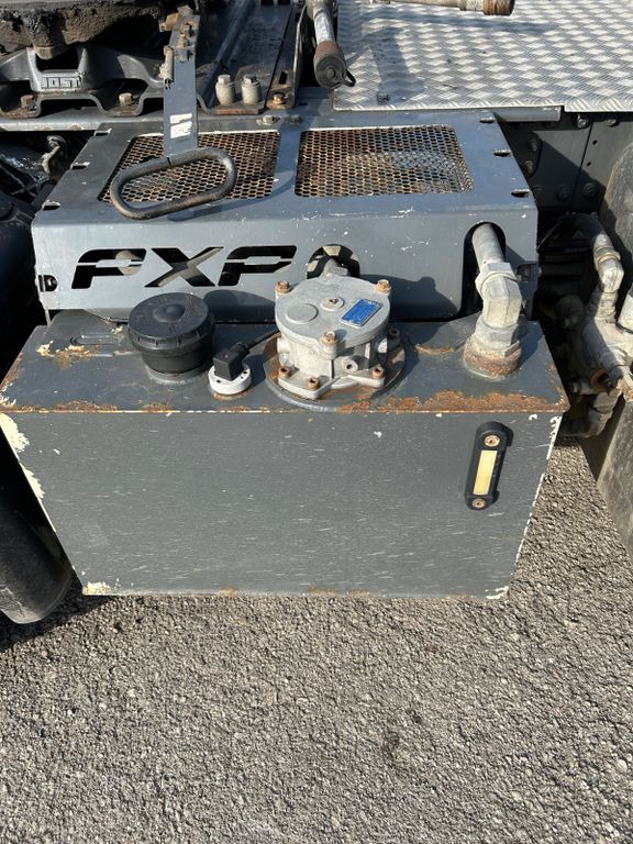DAF XF 530 PxP 4x4 Hydraulik - Vlačilec: slika 4 DAF XF 530 PxP 4x4 Hydraulik - Vlačilec: slika 4