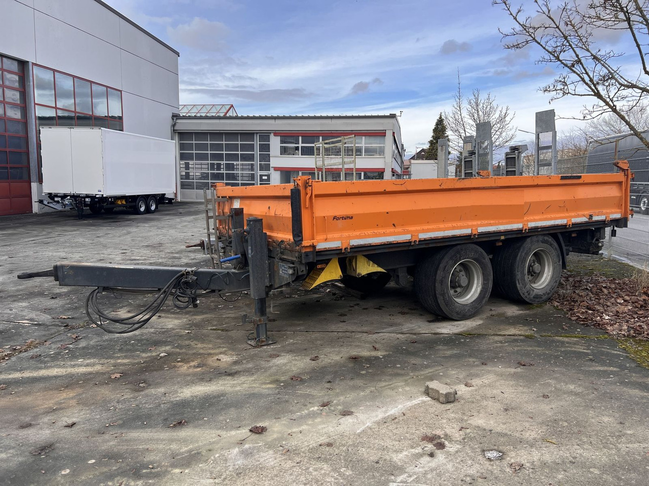 14 t Tandemkipper- Tieflader, Breitbereifung - Kiper prikolica: slika 1 14 t Tandemkipper- Tieflader, Breitbereifung - Kiper prikolica: slika 1