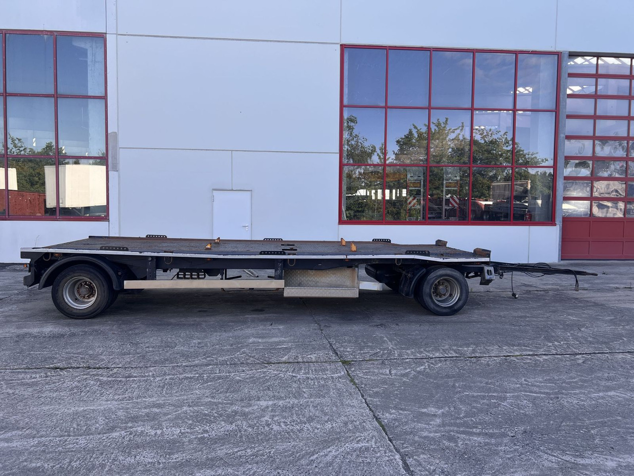 2 Achs Kombi- Anhänger für Abroll- oder Absetzm - Abrol/ Samonakladalec prikolica: slika 3 2 Achs Kombi- Anhänger für Abroll- oder Absetzm - Abrol/ Samonakladalec prikolica: slika 3
