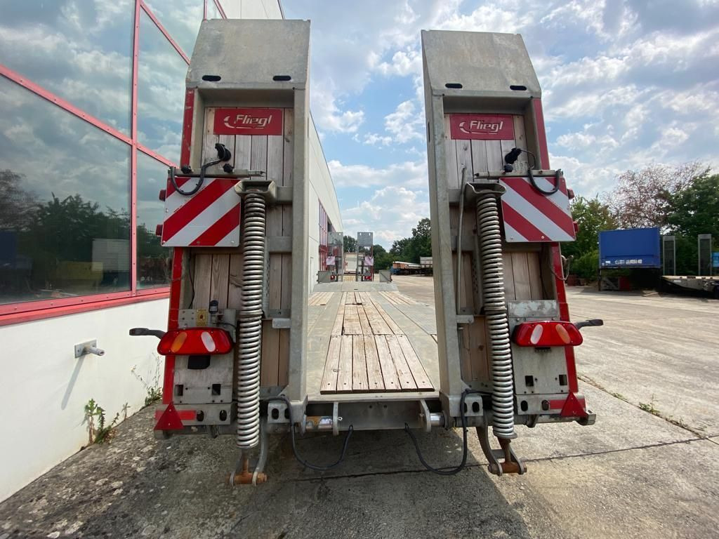 Fliegl 3 Achs Tiefladeranhänger - Nizko noseča prikolica: slika 5 Fliegl 3 Achs Tiefladeranhänger - Nizko noseča prikolica: slika 5