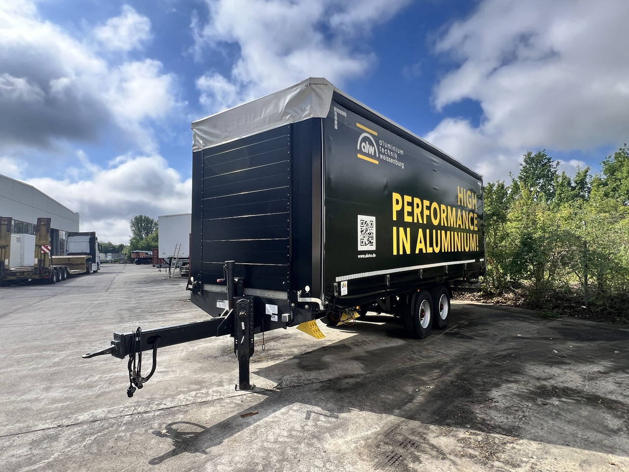 Fliegl TPS135 13,5 t Tandemplanenanhänger, neuwertig - Prikolica s ponjavo: slika 4 Fliegl TPS135 13,5 t Tandemplanenanhänger, neuwertig - Prikolica s ponjavo: slika 4