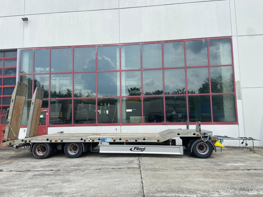 Goldhofer t3 3 Achs Tiefladeranhänger - Nizko noseča prikolica: slika 3 Goldhofer t3 3 Achs Tiefladeranhänger - Nizko noseča prikolica: slika 3