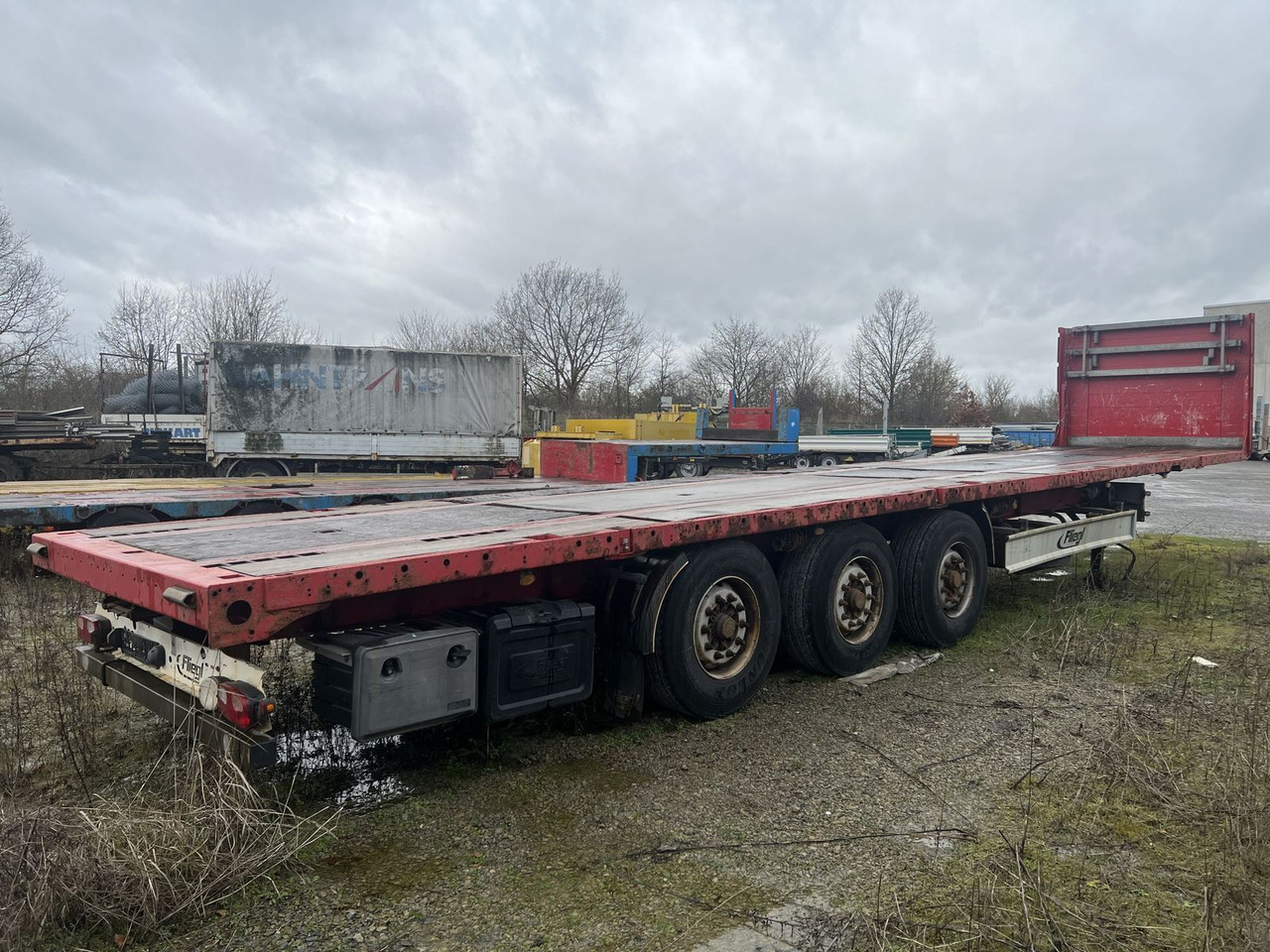 Krone 3 Achs Sattelauflieger - Polprikolica s kesonom: slika 1 Krone 3 Achs Sattelauflieger - Polprikolica s kesonom: slika 1