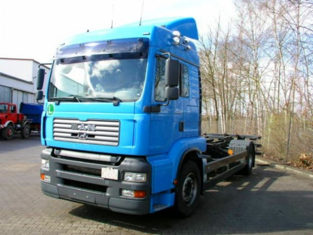 MAN 18.410 TGA2 Achs BDF- LKW - Kontejnerski tovornjak/ Tovornjak z zamenljivim tovoriščem: slika 2 MAN 18.410 TGA2 Achs BDF- LKW - Kontejnerski tovornjak/ Tovornjak z zamenljivim tovoriščem: slika 2