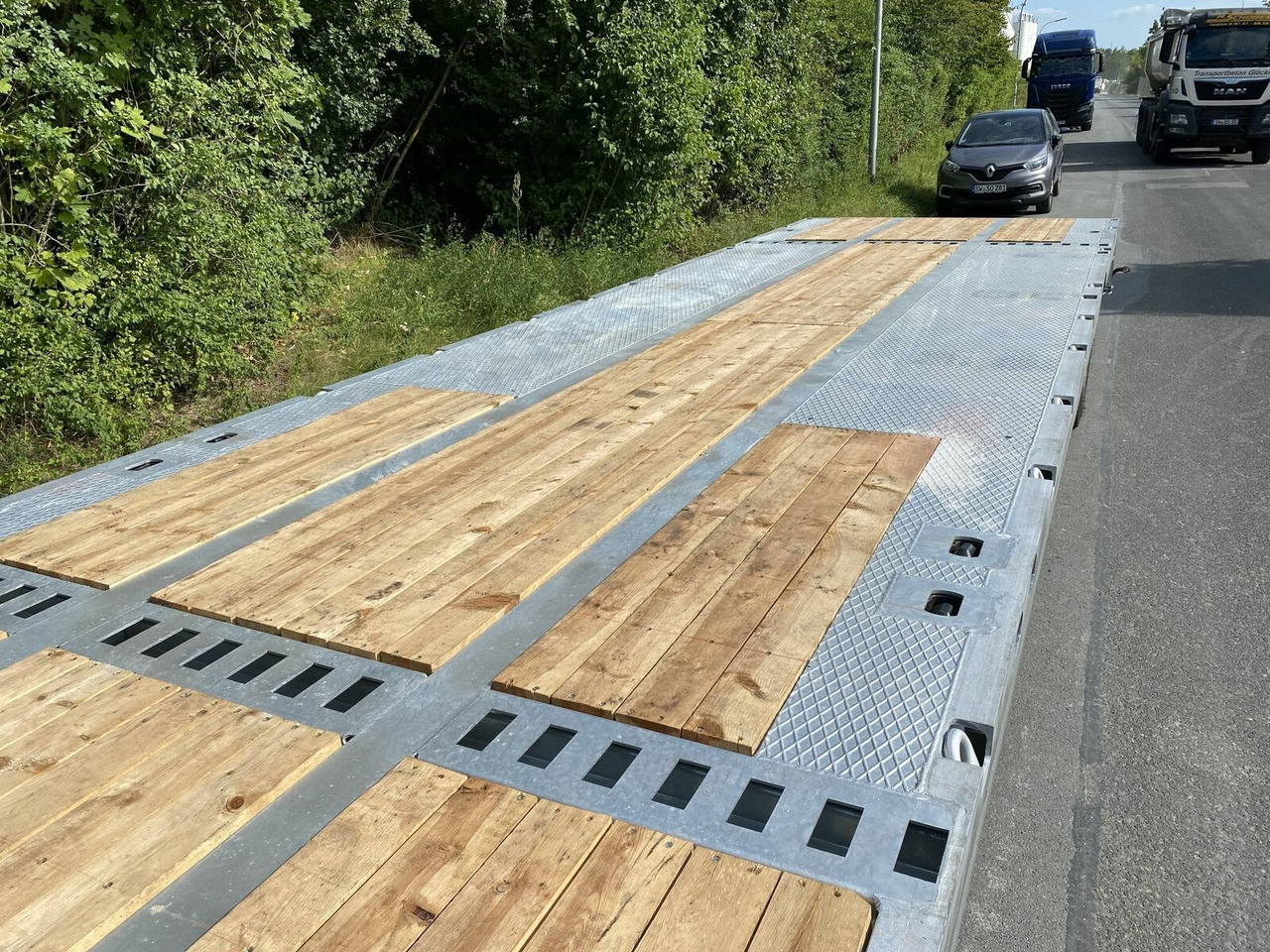 Möslein 3 Achs Satteltieflader Plato 45 t GGfür Fertigt - Nizko noseča polprikolica: slika 4 Möslein 3 Achs Satteltieflader Plato 45 t GGfür Fertigt - Nizko noseča polprikolica: slika 4