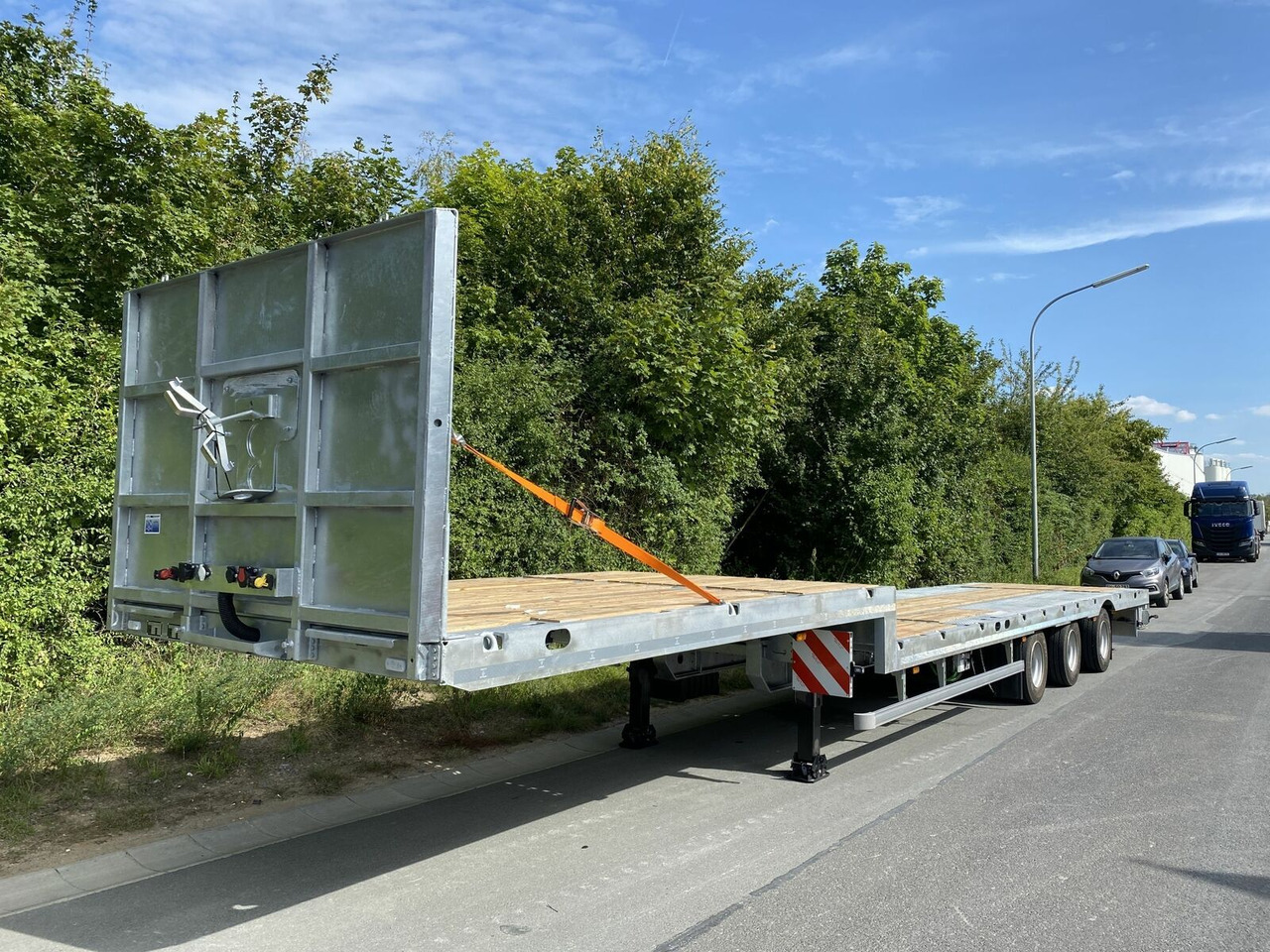 Möslein 3 Achs Satteltieflader Plato 45 t GGfür Fertigt - Nizko noseča polprikolica: slika 3 Möslein 3 Achs Satteltieflader Plato 45 t GGfür Fertigt - Nizko noseča polprikolica: slika 3
