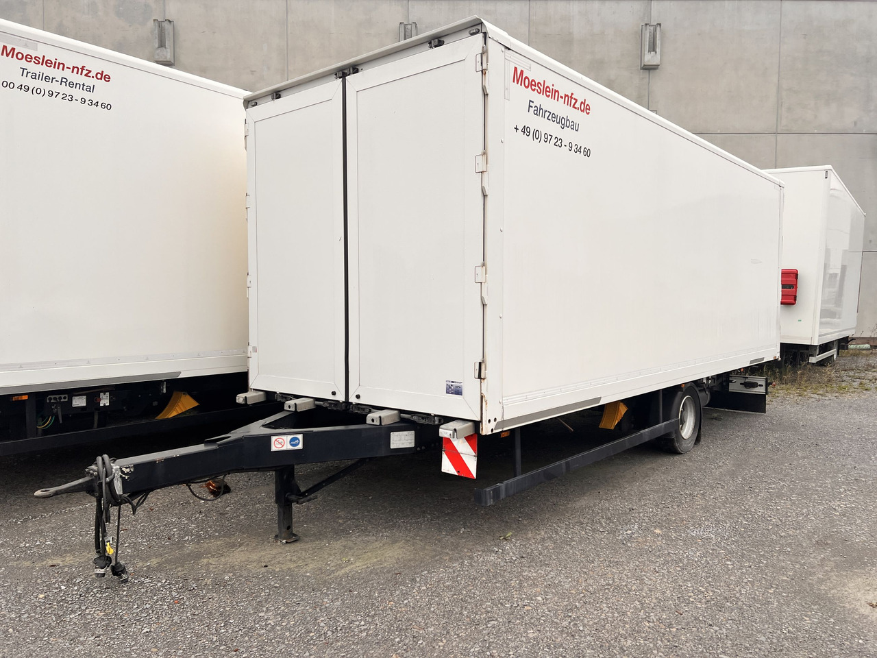 Möslein EK 1- D 7,3  1 Achs Kofferanhänger Durchladen7,08 m lang - Prikolica zabojnik: slika 2 Möslein EK 1- D 7,3  1 Achs Kofferanhänger Durchladen7,08 m lang - Prikolica zabojnik: slika 2