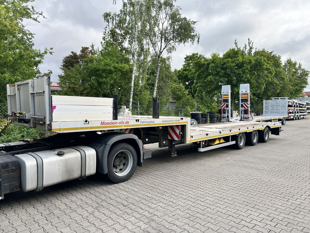 Möslein STO 3 Schwebheim 3 Achs Satteltieflader - Nizko noseča polprikolica: slika 3 Möslein STO 3 Schwebheim 3 Achs Satteltieflader - Nizko noseča polprikolica: slika 3