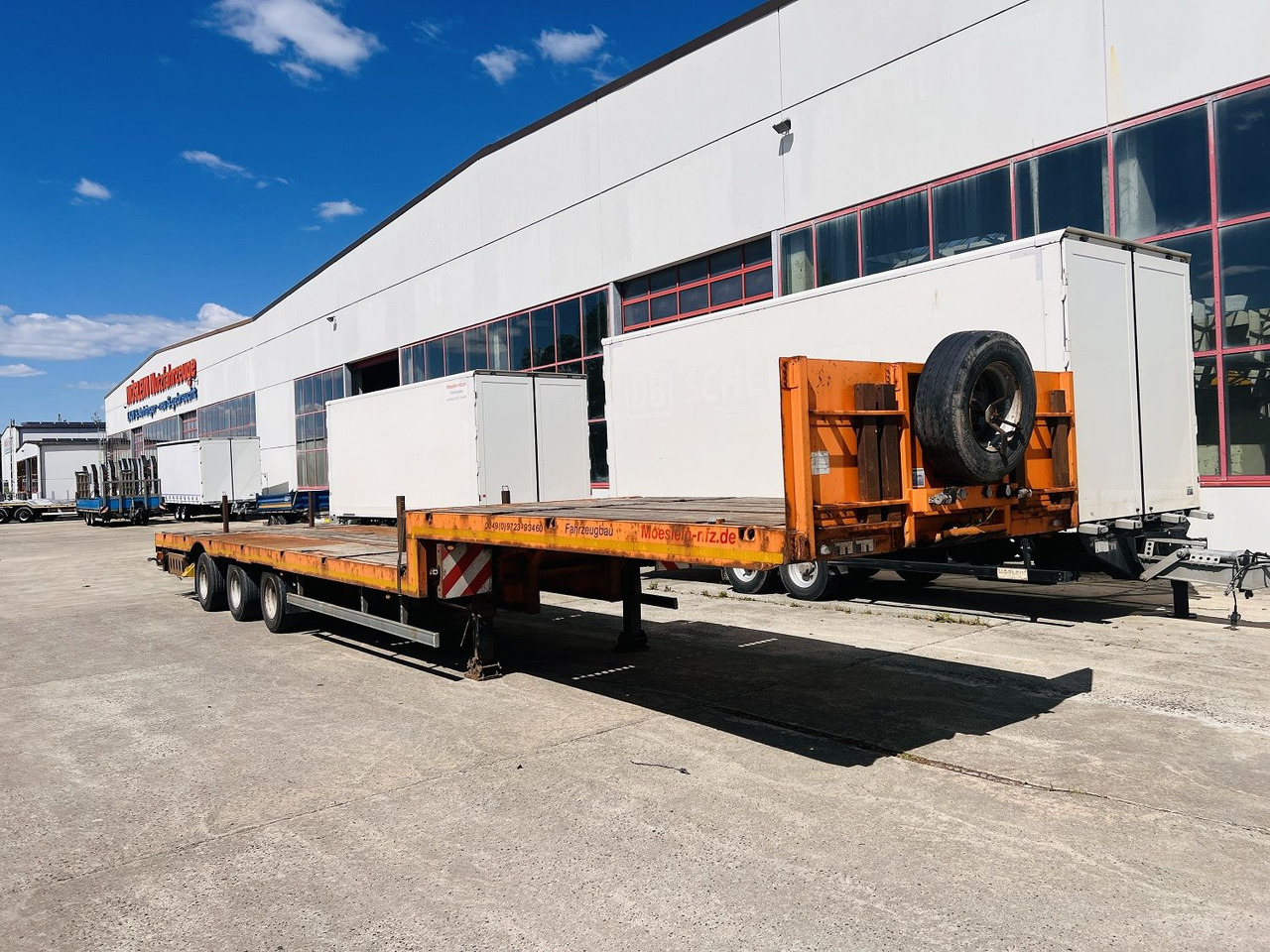 Möslein STO 3 Schwebheim 3 Achs Satteltieflader Plato 45 t GGfür Fertigteile, Baumaschinen oder Container - Nizko noseča polprikolica: slika 3 Möslein STO 3 Schwebheim 3 Achs Satteltieflader Plato 45 t GGfür Fertigteile, Baumaschinen oder Container - Nizko noseča polprikolica: slika 3