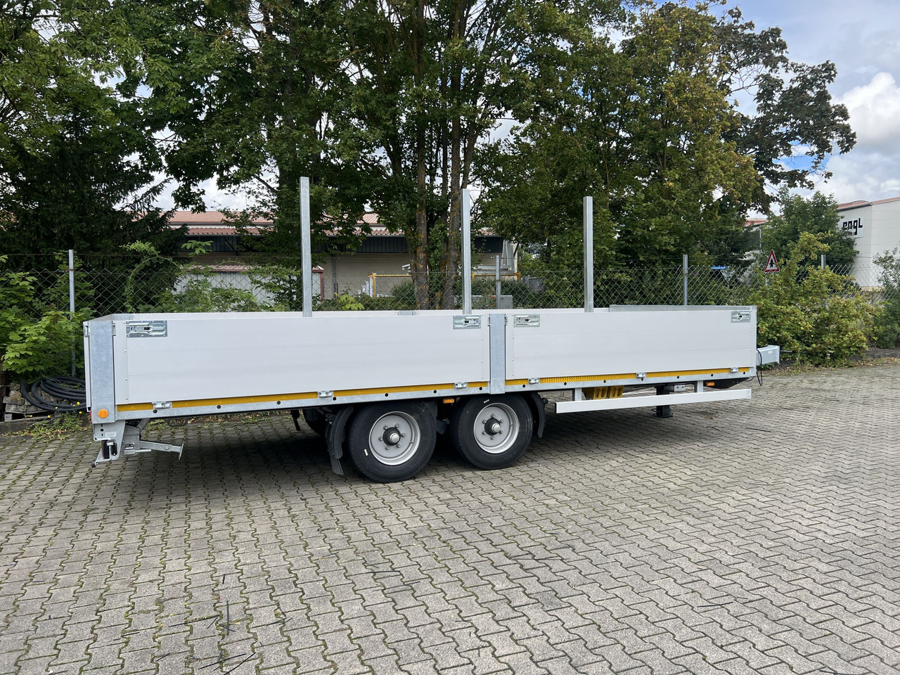 Möslein THT 11- G 7,2 Tandem- Pritschenanhänger- Tieflader - Plato/ Tovorna prikolica: slika 1 Möslein THT 11- G 7,2 Tandem- Pritschenanhänger- Tieflader - Plato/ Tovorna prikolica: slika 1