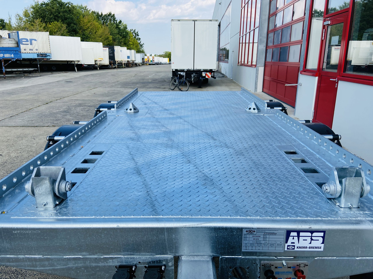 Möslein TMH 2 14 t Tandem- Absetzmuldenanhänger,geschlossenen BodenNeufahrzeug - Plato/ Tovorna prikolica: slika 5 Möslein TMH 2 14 t Tandem- Absetzmuldenanhänger,geschlossenen BodenNeufahrzeug - Plato/ Tovorna prikolica: slika 5