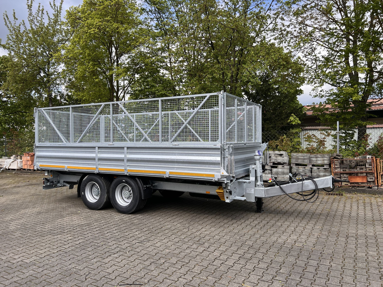 Möslein TTD 14 5,70 m 14 t Tandem- Kipper Tieflader 5,70 m lang, Breite Reifen-- Neufahrzeug -- - Kiper prikolica: slika 3 Möslein TTD 14 5,70 m 14 t Tandem- Kipper Tieflader 5,70 m lang, Breite Reifen-- Neufahrzeug -- - Kiper prikolica: slika 3