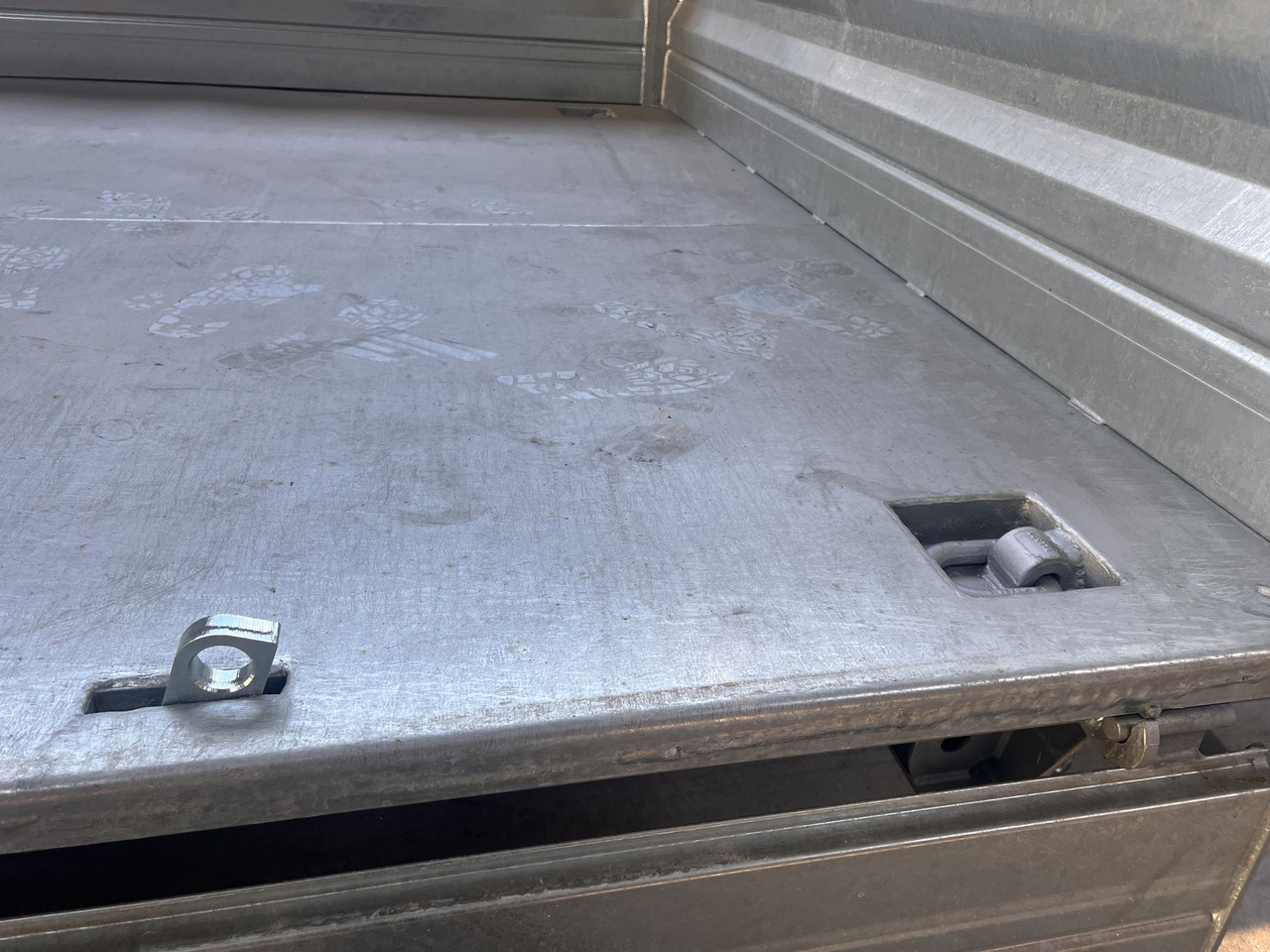 Möslein TTD 19 B neuer 19 t Tandemkipper- Tieflader - Kiper prikolica: slika 3 Möslein TTD 19 B neuer 19 t Tandemkipper- Tieflader - Kiper prikolica: slika 3