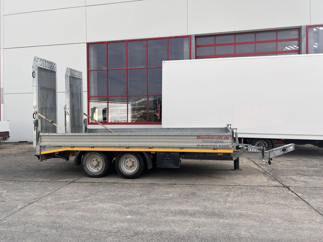 Möslein TTS 11 Schwebheim Tandemtieflader, Breite Rampen, Wenig Benutzt - Nizko noseča prikolica: slika 1 Möslein TTS 11 Schwebheim Tandemtieflader, Breite Rampen, Wenig Benutzt - Nizko noseča prikolica: slika 1