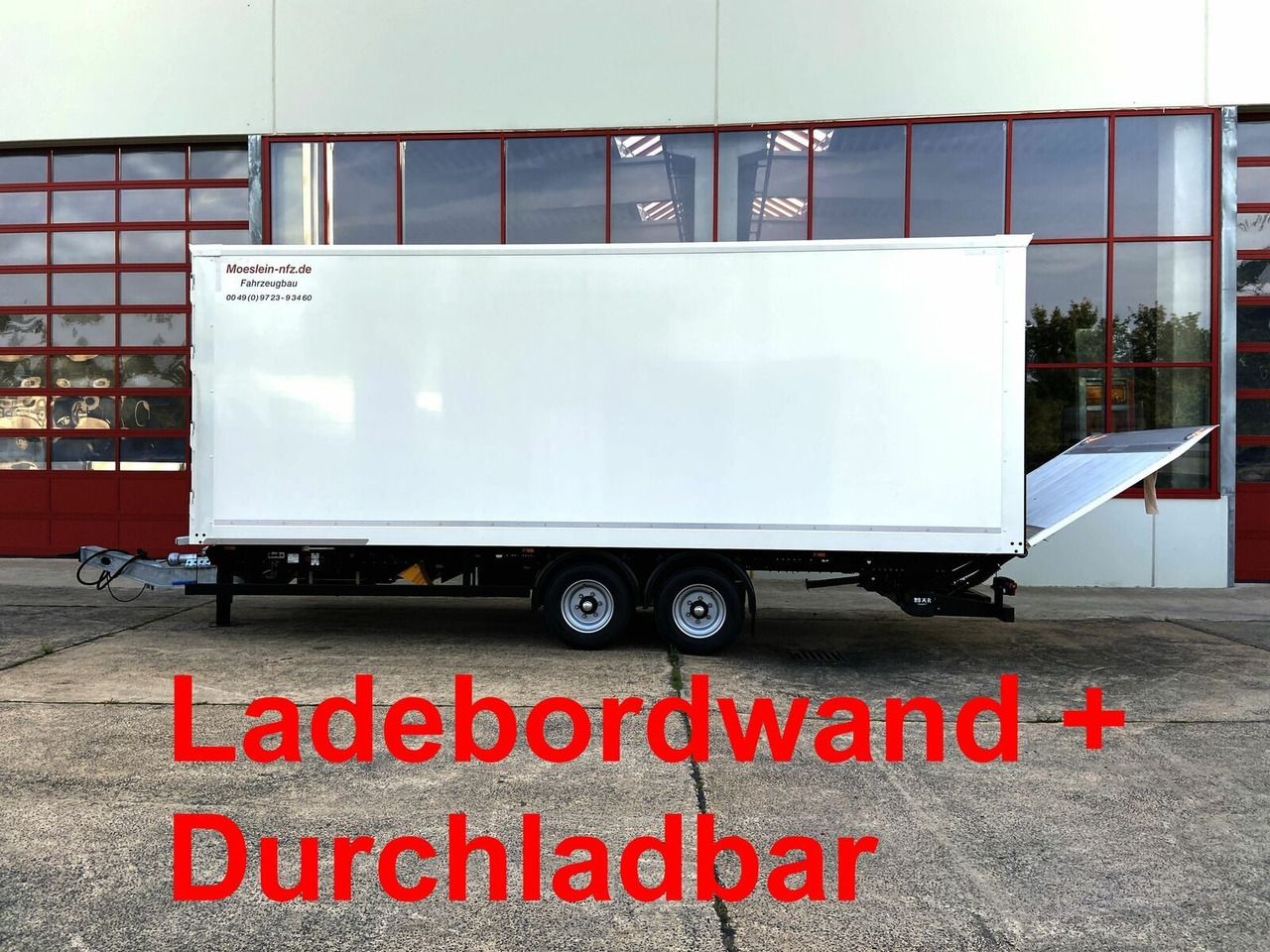 Möslein Tandem Koffer, Ladebordwand 1,5 t + Durchladbar - Prikolica zabojnik: slika 1 Möslein Tandem Koffer, Ladebordwand 1,5 t + Durchladbar - Prikolica zabojnik: slika 1