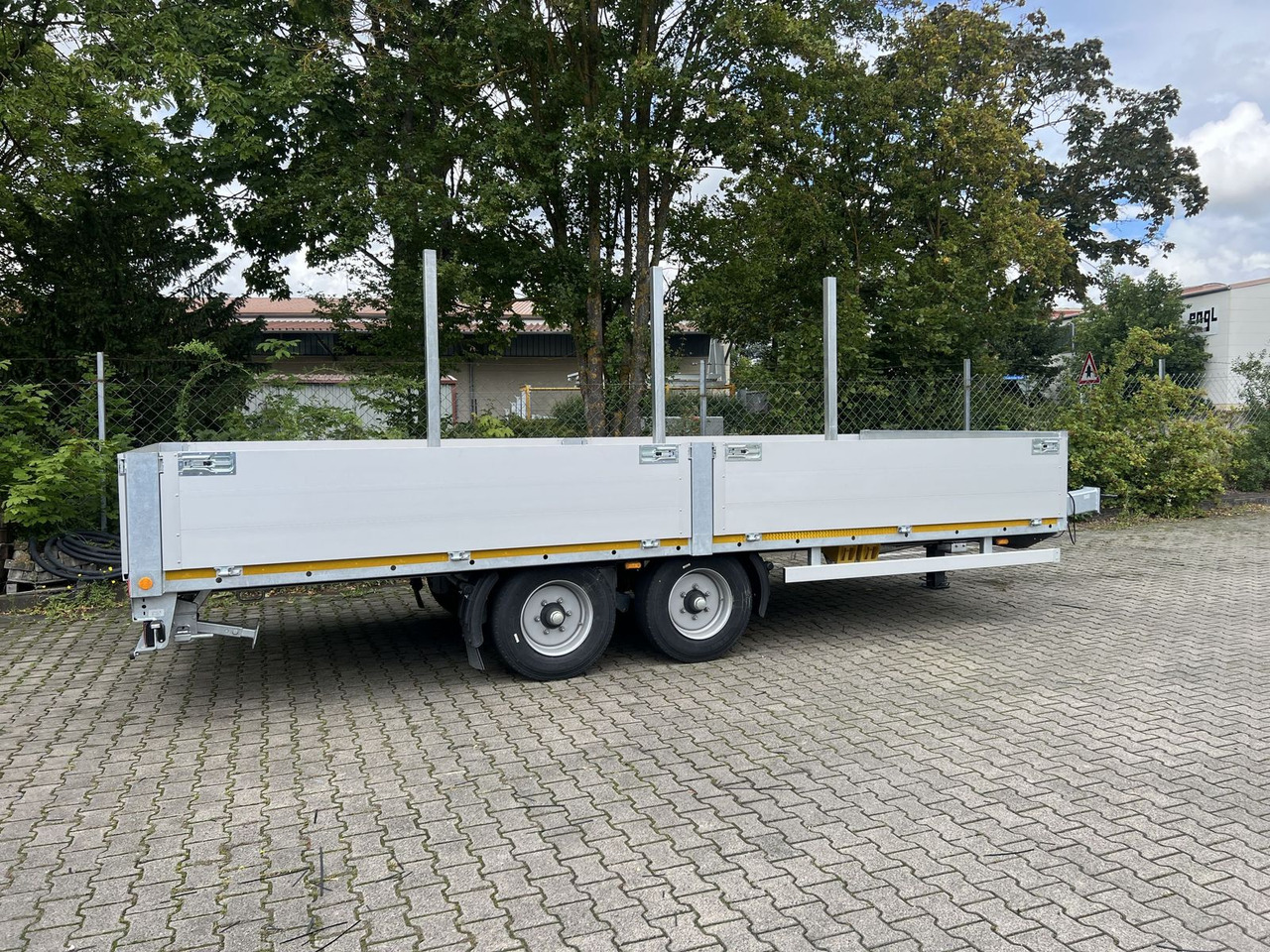Möslein Tandem- Pritschenanhänger- Tieflader - Plato/ Tovorna prikolica: slika 1 Möslein Tandem- Pritschenanhänger- Tieflader - Plato/ Tovorna prikolica: slika 1
