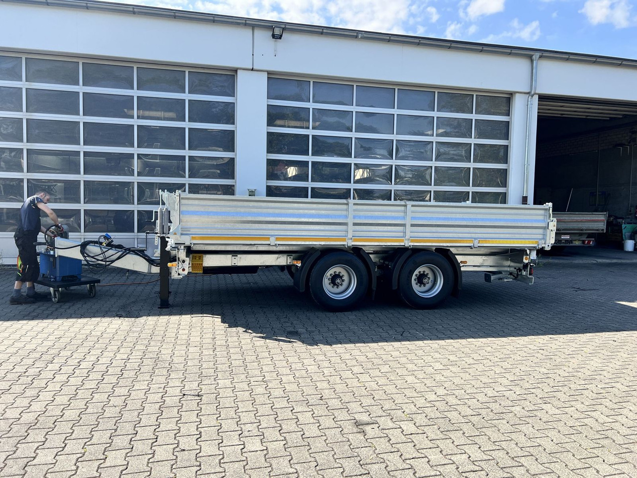 Möslein neuer 19 t Tandemkipper- Tieflader hydraulische - Kiper prikolica: slika 2 Möslein neuer 19 t Tandemkipper- Tieflader hydraulische - Kiper prikolica: slika 2