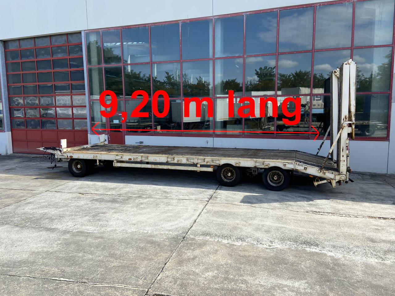 Müller Mitteltal PT 30 3 Achs Tieflader 9,20 m Ladefläche - Nizko noseča prikolica: slika 1 Müller Mitteltal PT 30 3 Achs Tieflader 9,20 m Ladefläche - Nizko noseča prikolica: slika 1