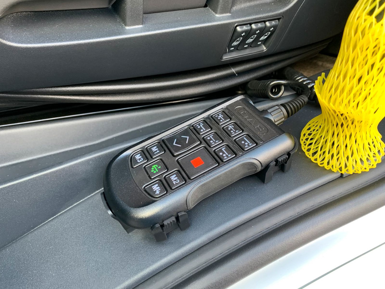 Tovornjak za prevoz pijač DAF FA XD 370 zikun Swing-Board-Aufbau: slika 30