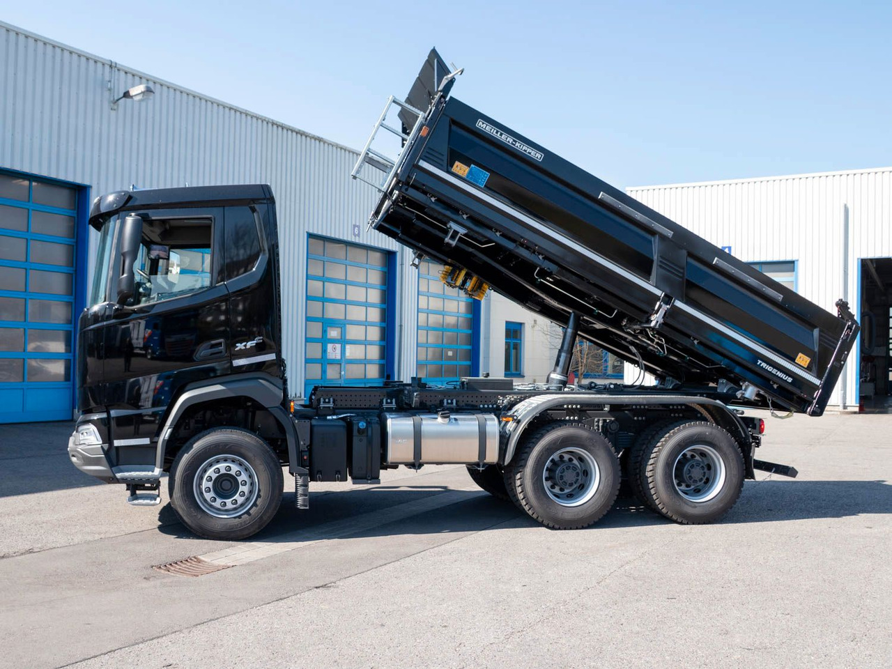 DAF FAT XFC 530 Meiller Trigenius D316 DAF FAT XFC 530 Meiller Trigenius D316 - Tovornjak prekucnik: slika 4 DAF FAT XFC 530 Meiller Trigenius D316 DAF FAT XFC 530 Meiller Trigenius D316 - Tovornjak prekucnik: slika 4