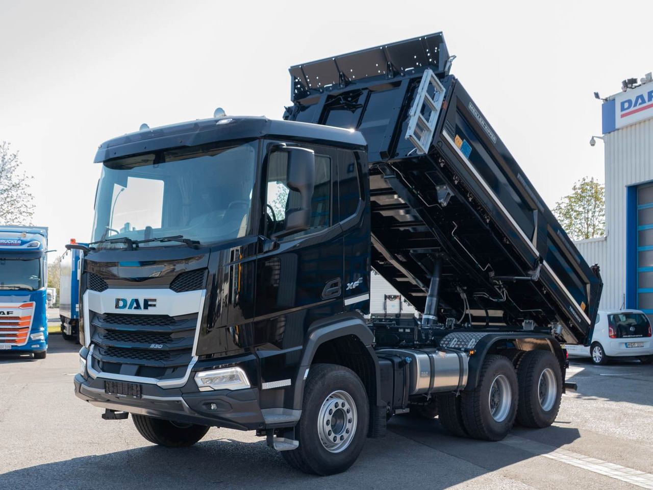 DAF FAT XFC 530 Meiller Trigenius D316 DAF FAT XFC 530 Meiller Trigenius D316 - Tovornjak prekucnik: slika 1 DAF FAT XFC 530 Meiller Trigenius D316 DAF FAT XFC 530 Meiller Trigenius D316 - Tovornjak prekucnik: slika 1
