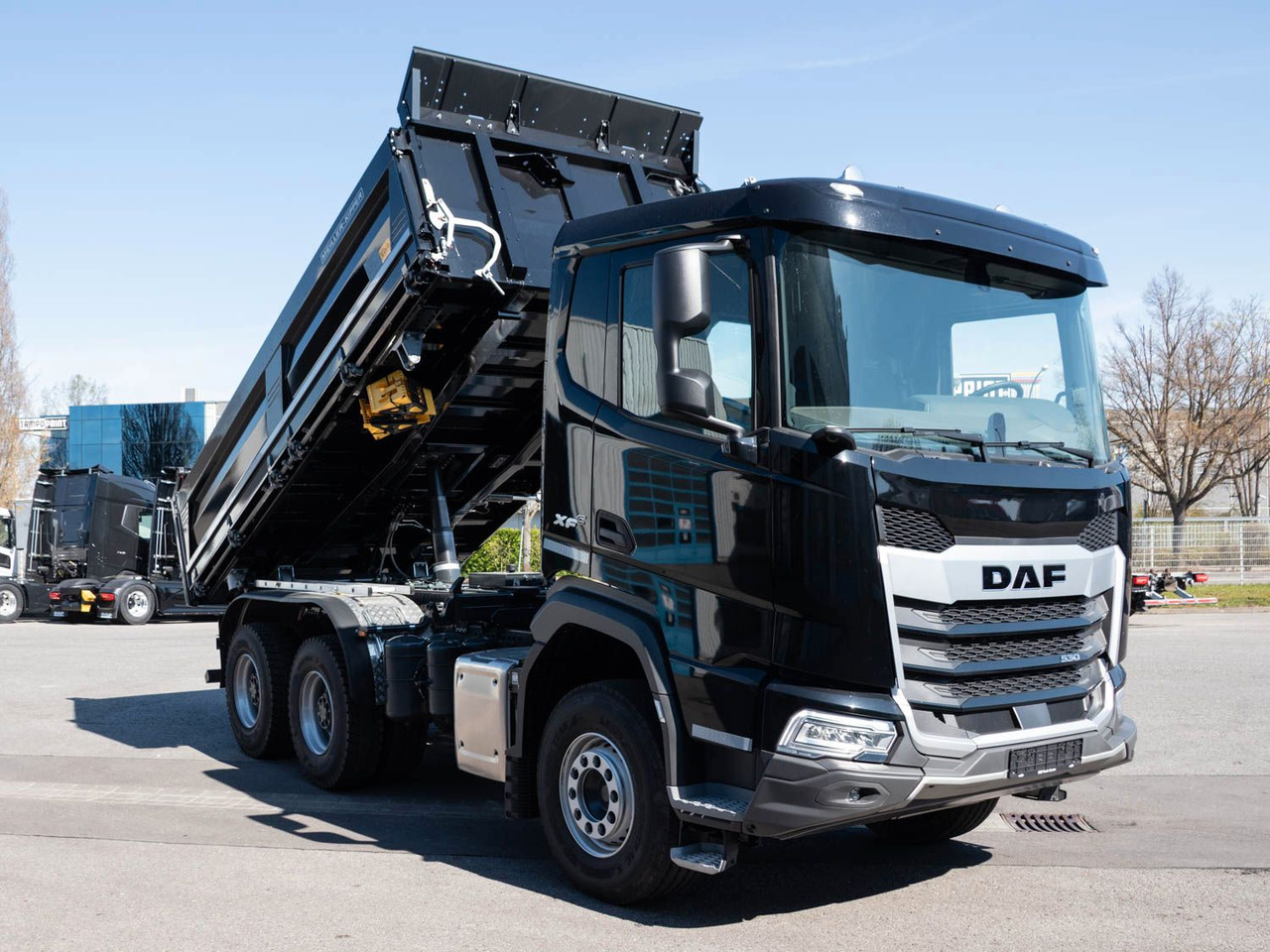 DAF FAT XFC 530 Meiller Trigenius D316 DAF FAT XFC 530 Meiller Trigenius D316 - Tovornjak prekucnik: slika 3 DAF FAT XFC 530 Meiller Trigenius D316 DAF FAT XFC 530 Meiller Trigenius D316 - Tovornjak prekucnik: slika 3