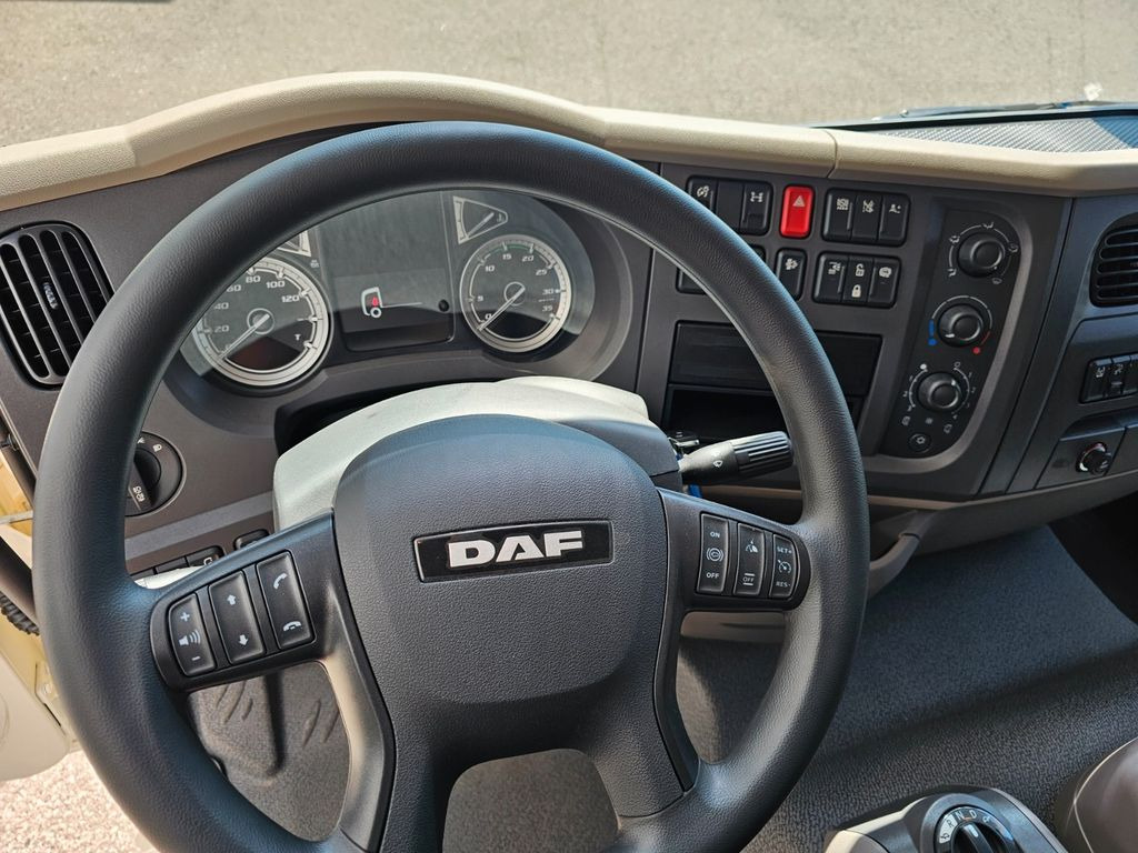 DAF LF 210 7,49t Spier Pritsche-Plane LBW Tageszulas DAF FA LF 210 08t Spier Pritsche mit LBW - Tovornjak s ponjavo: slika 3 DAF LF 210 7,49t Spier Pritsche-Plane LBW Tageszulas DAF FA LF 210 08t Spier Pritsche mit LBW - Tovornjak s ponjavo: slika 3