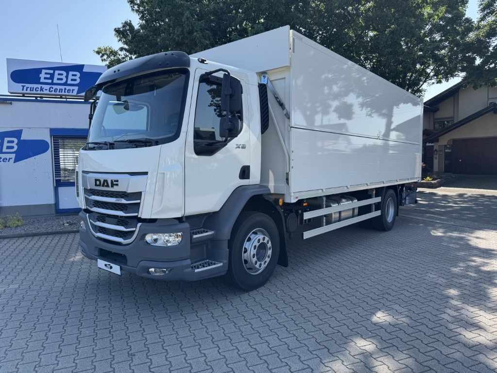 DAF XB 310 FA 18t Getränkeaufbau DAF XB 310 FA 18t Getränkeaufbau - Tovornjak za prevoz pijač: slika 1 DAF XB 310 FA 18t Getränkeaufbau DAF XB 310 FA 18t Getränkeaufbau - Tovornjak za prevoz pijač: slika 1